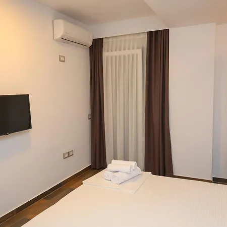 Hotel Adria 2 4*