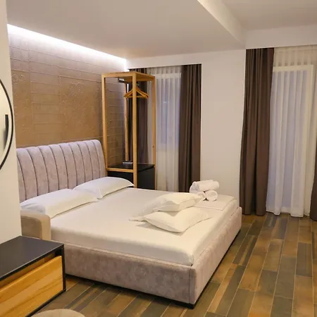 Adria 2 Hotel Shëngjin