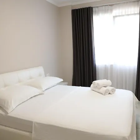 Hotel Adria 2 Shëngjin