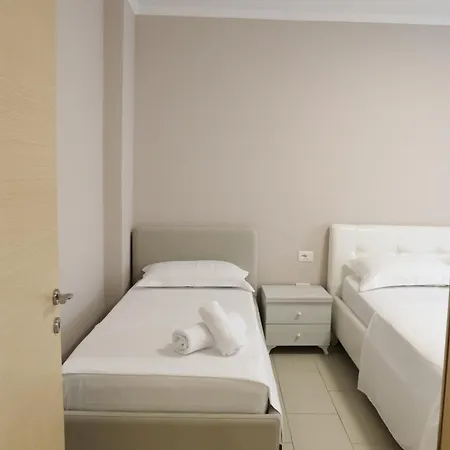 Adria 2 فندق